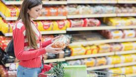 Патрушев раскритиковал фиксацию цен на продукты